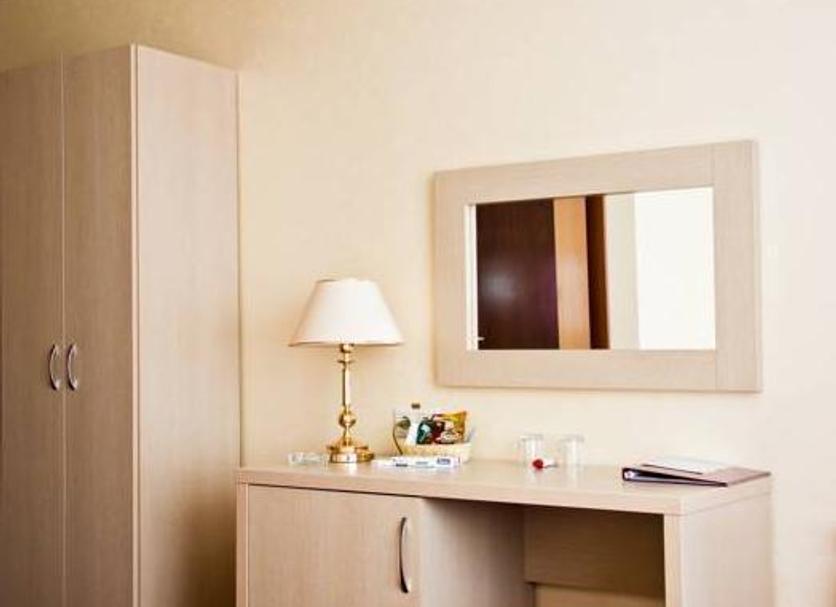 Comodidade do quarto Foto
