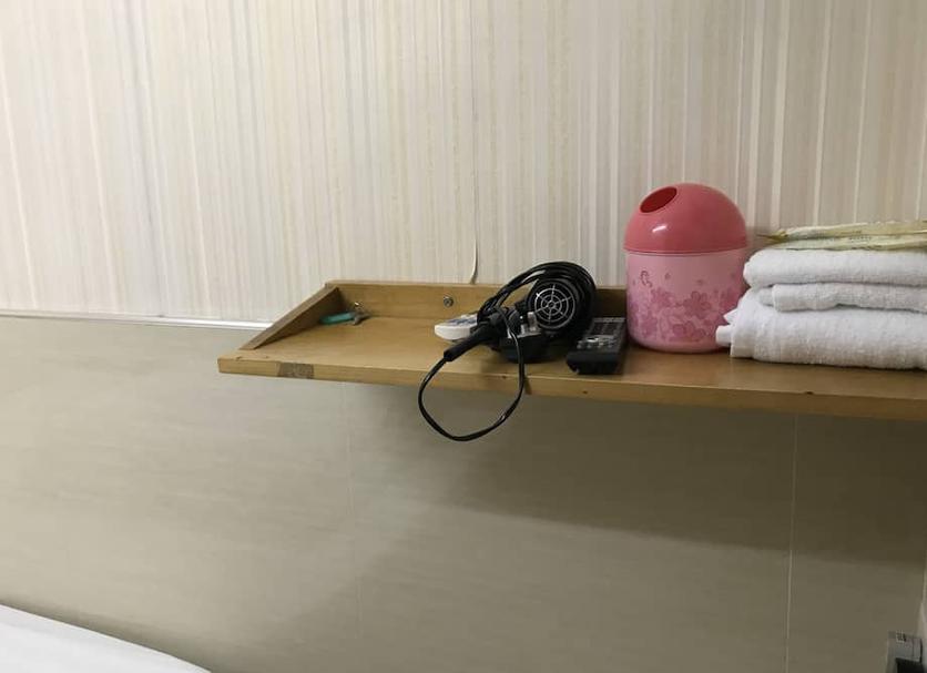 Comodidade do quarto Foto
