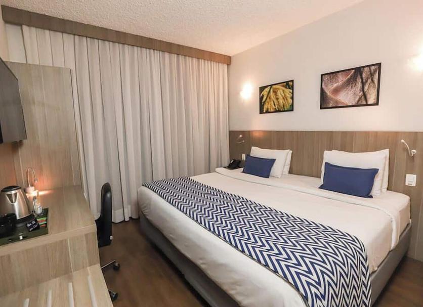 Quarto Foto