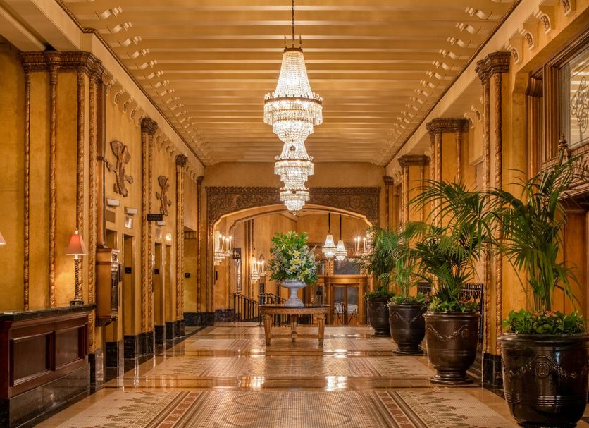 Hall Foto