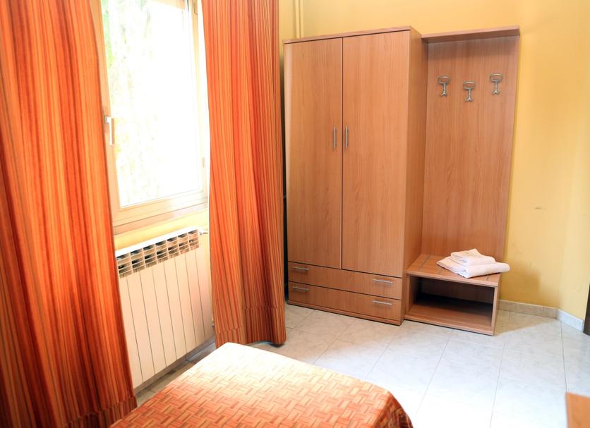 Comodidade do quarto Foto