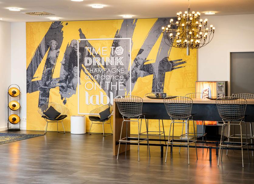 Hall Foto
