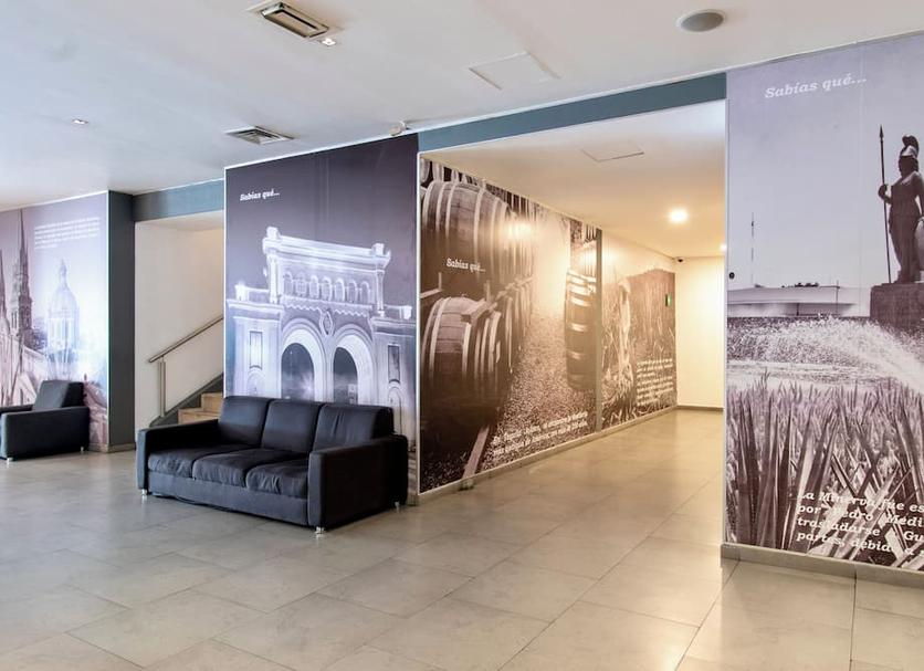 Hall Foto