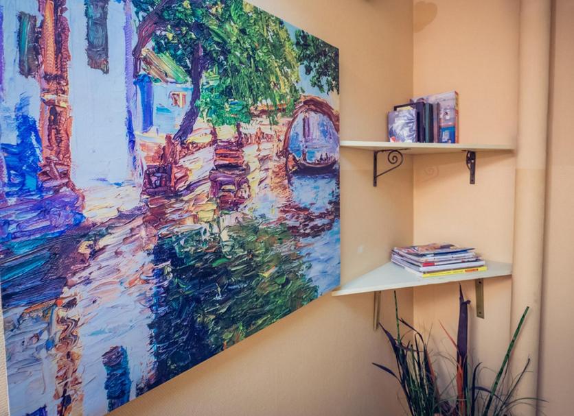 Comodidade do quarto Foto