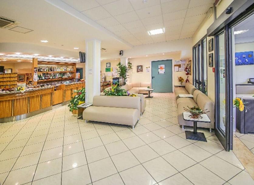 Hall Foto