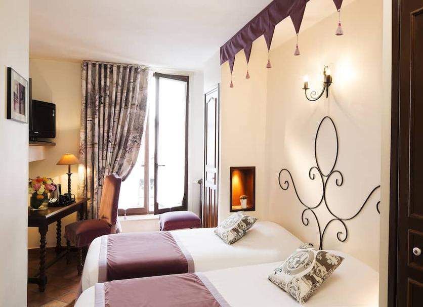 Quarto Foto