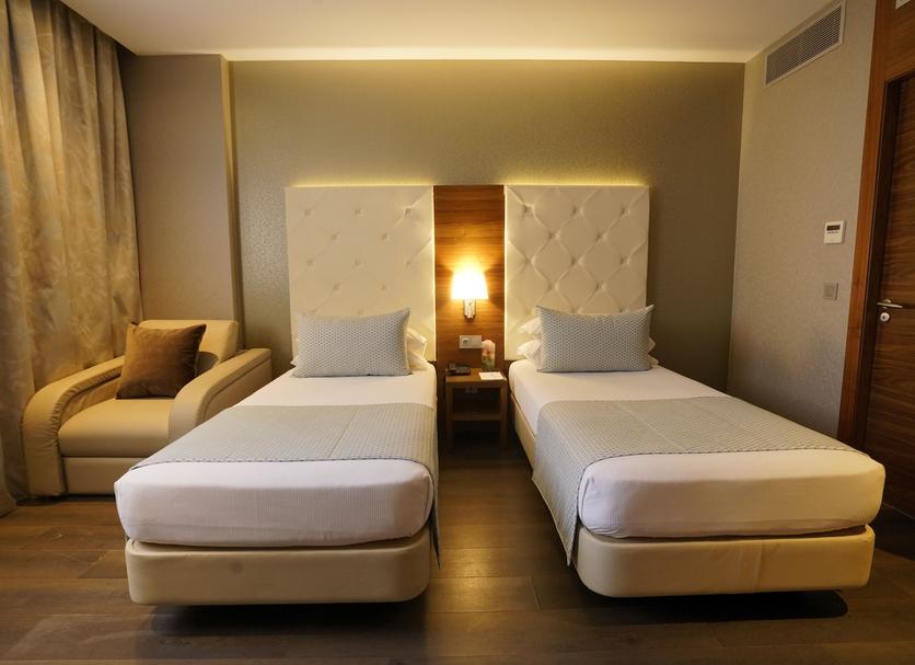 Quarto Foto