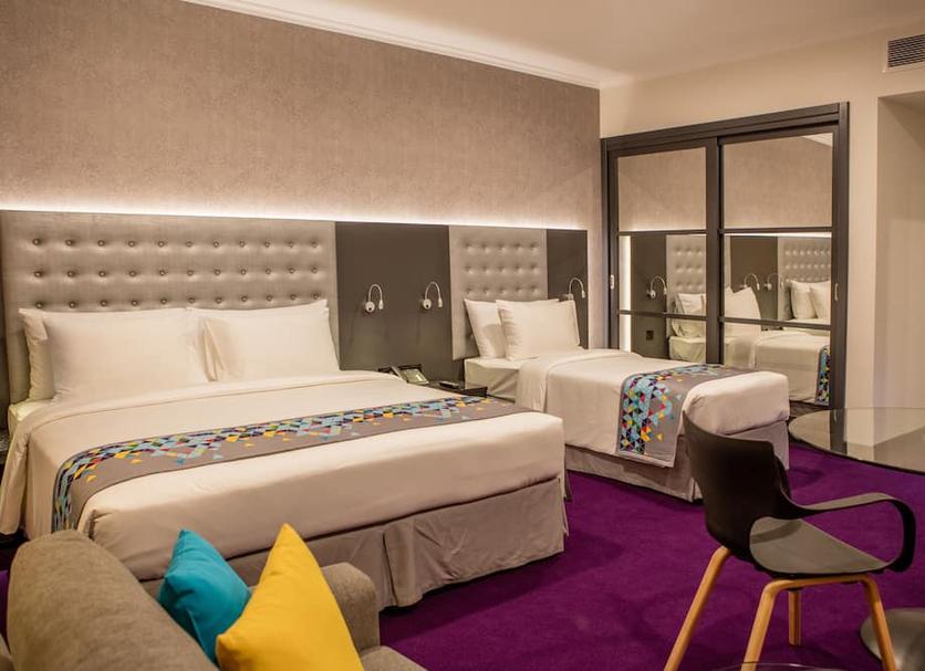 Quarto Foto