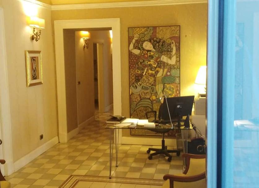 Comodidade do quarto Foto