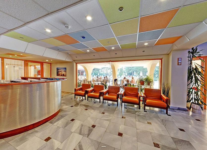 Hall Foto
