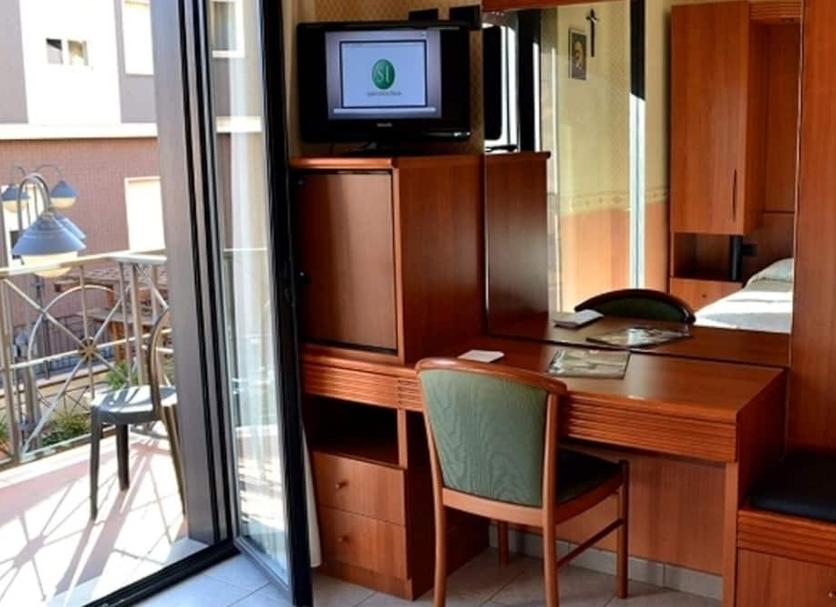 Comodidade do quarto Foto