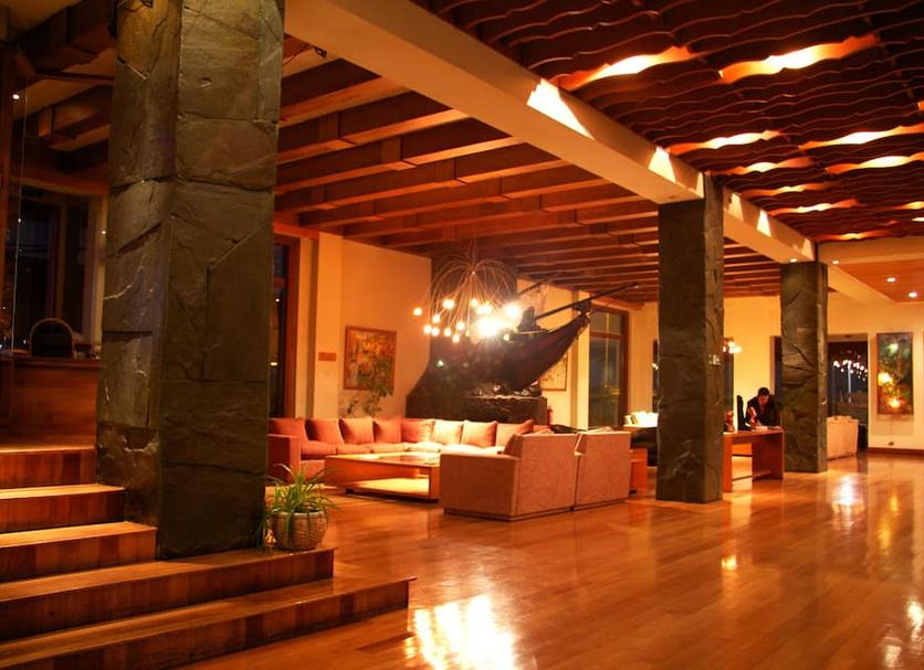 Hall Foto