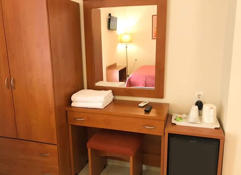 Comodidade do quarto Foto