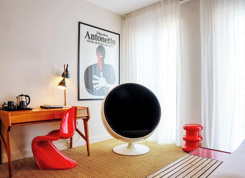 Comodidade do quarto Foto