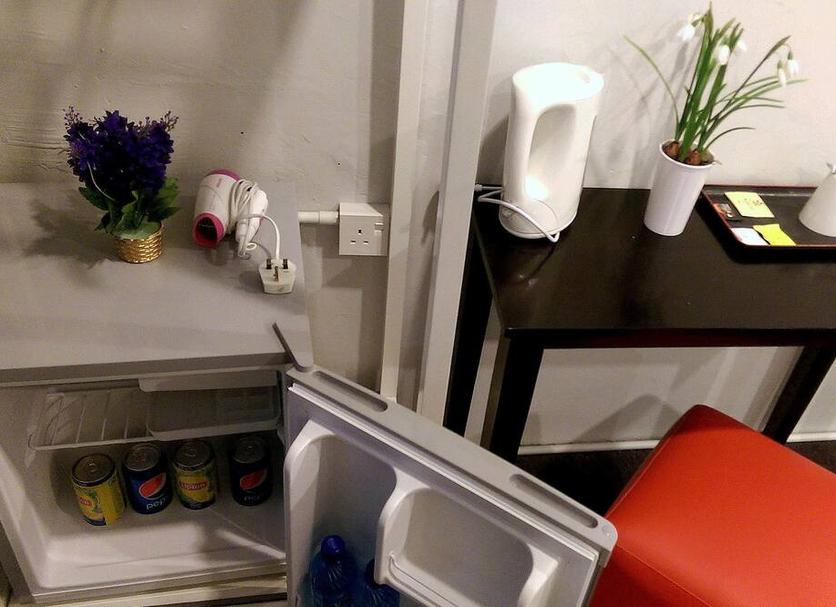 Comodidade do quarto Foto