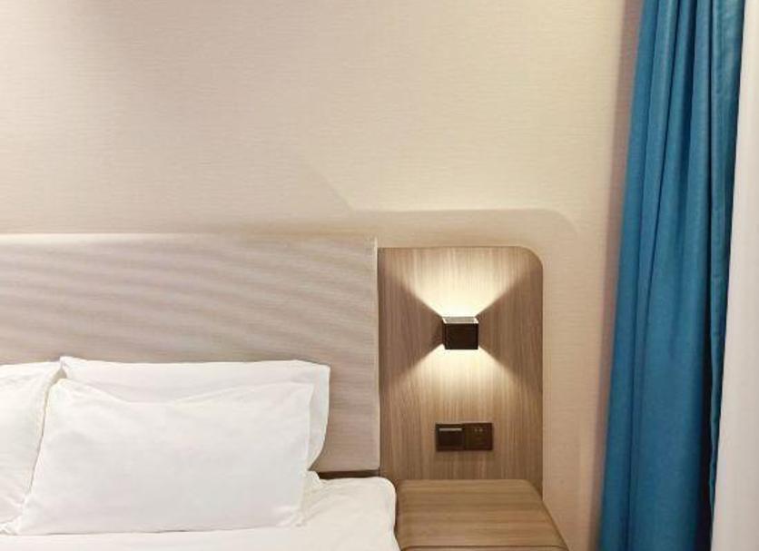 Comodidade do quarto Foto