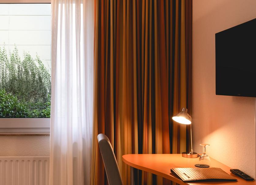 Comodidade do quarto Foto