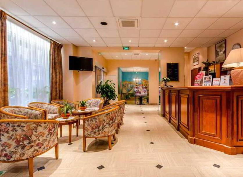Hall Foto