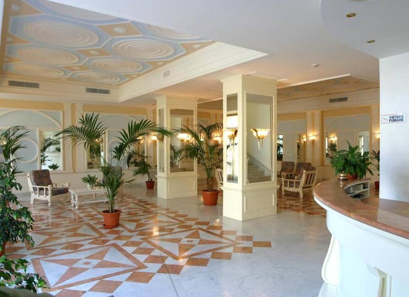 Hall Foto