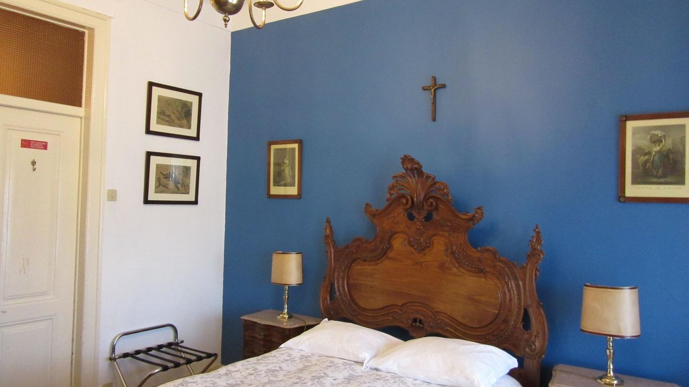 Family Macedos Bed & Breakfast