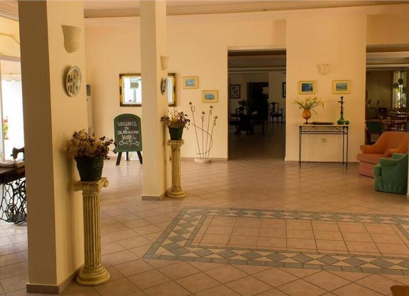 Hall Foto