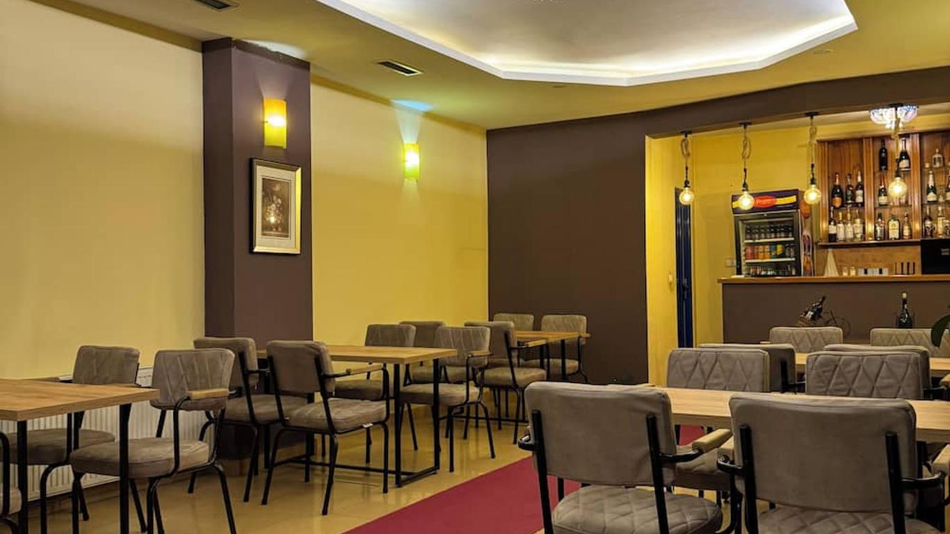 Hotel Real