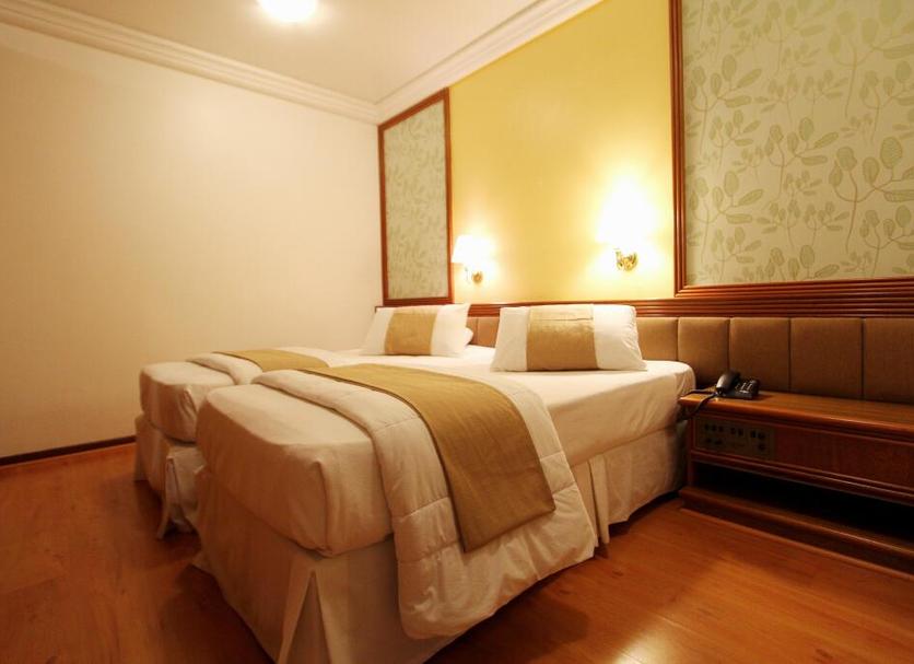Quarto Foto