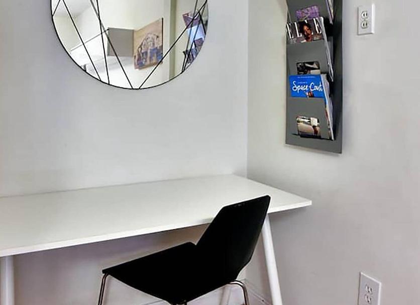 Comodidade do quarto Foto
