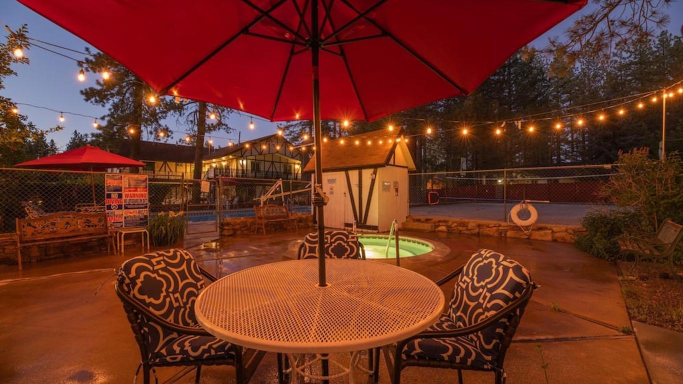 Black Forest Lodge