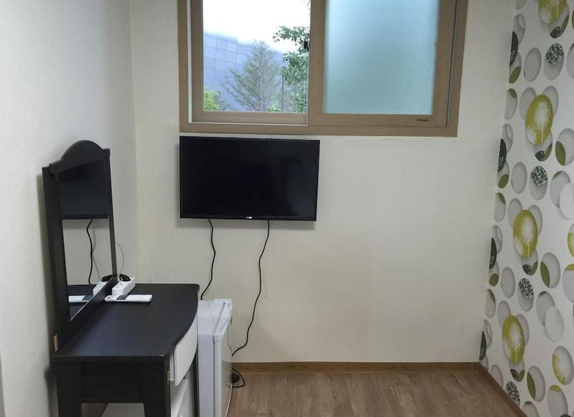 Comodidade do quarto Foto