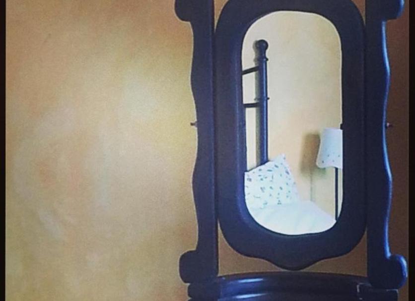 Comodidade do quarto Foto