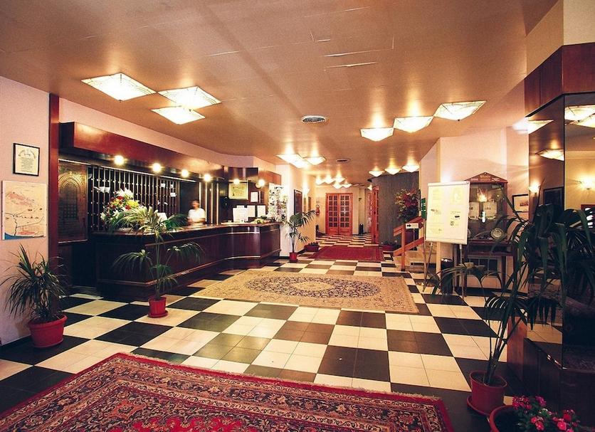 Hall Foto