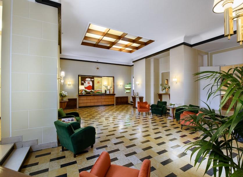Hall Foto
