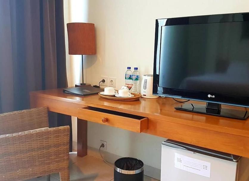 Comodidade do quarto Foto