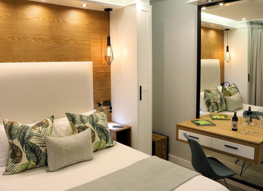 Quarto Foto