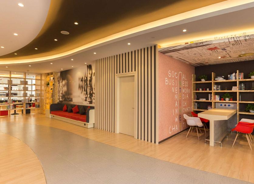 Hall Foto