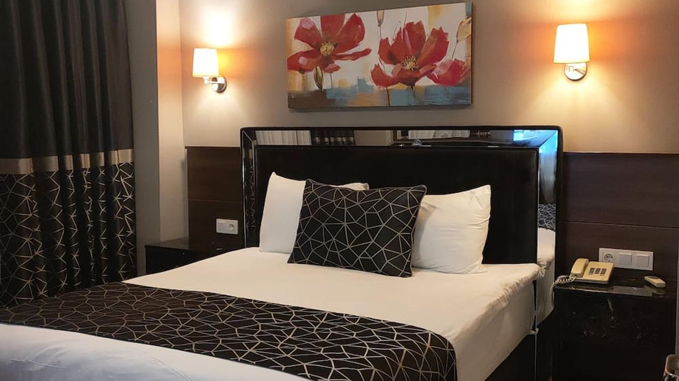 Star City Hotel