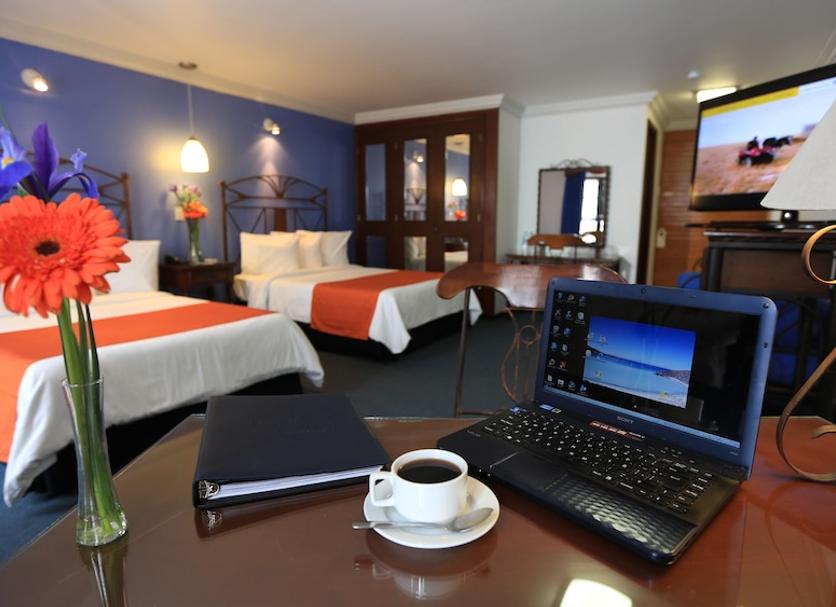Quarto Foto