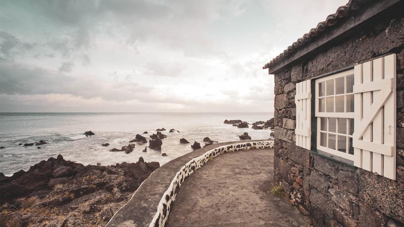 Adegas do Pico - Rural Tourism
