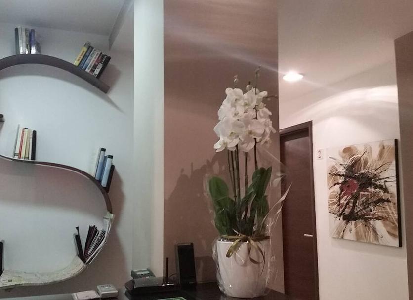 Comodidade do quarto Foto