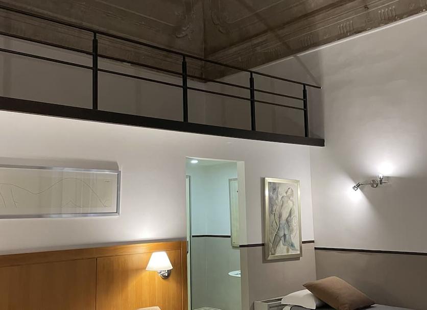 Comodidade do quarto Foto