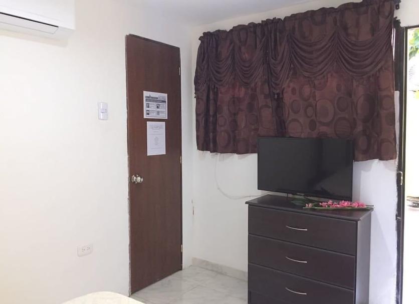 Comodidade do quarto Foto