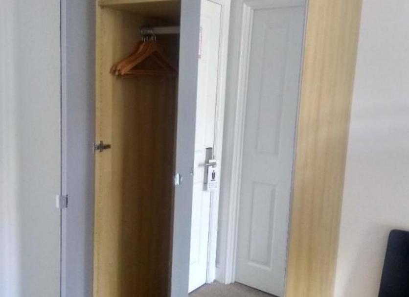 Comodidade do quarto Foto