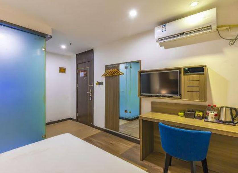 Comodidade do quarto Foto