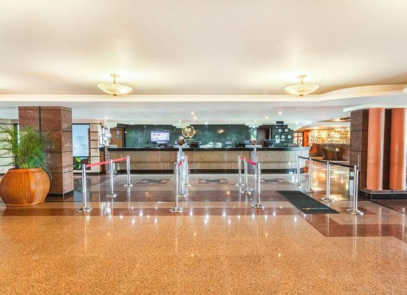 Hall Foto