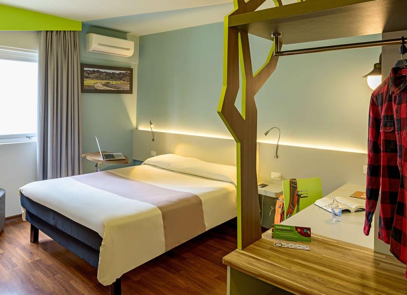 Quarto Foto