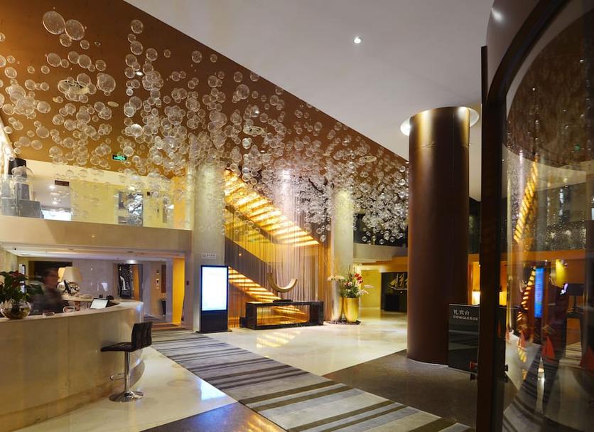 Hall Foto