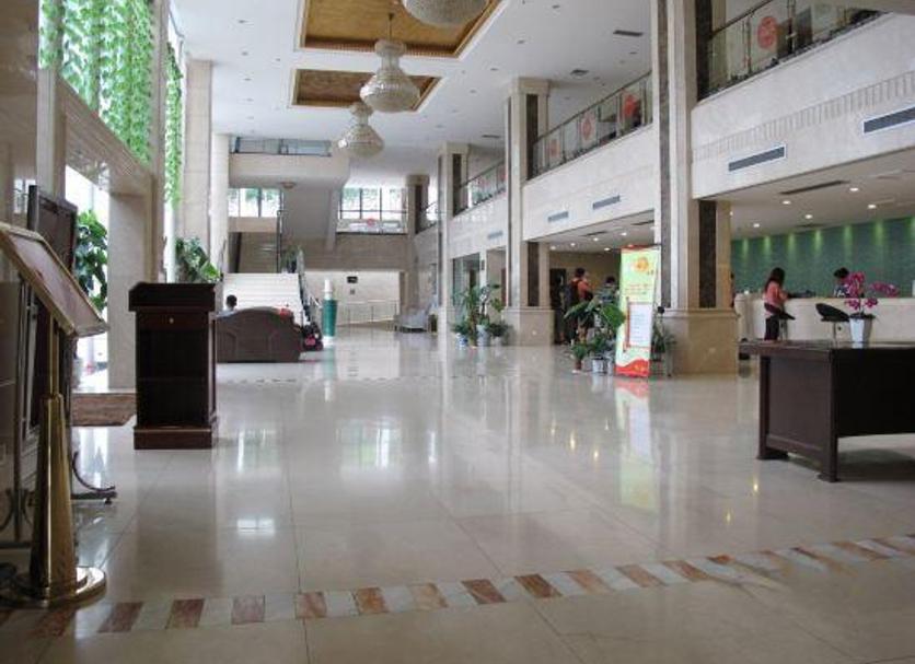 Hall Foto