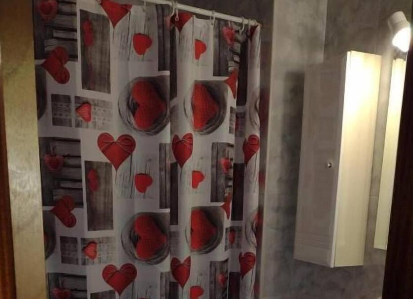 Comodidade do quarto Foto