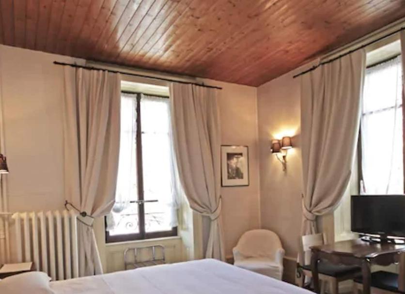 Quarto Foto